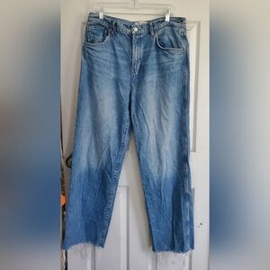 Reformation Val 90s Mid Rise Straight Womans Jeans, Size 31